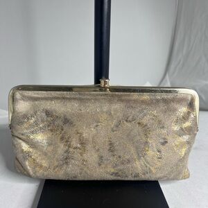 HOBO THE ORIGINAL Lauren Leather Magnet Clutch Zip Walle